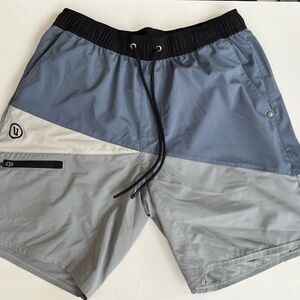 VUORI Kore Blue/Gray Colorblock Lined Shorts 8" Performance Stretch Pockets M